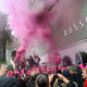Die Gruppierungen Pussy Riot und Femen haben schon vor dem offiziellen Biennale-Start farbenfroh gegen Russlands Anwesenheit demonstriert. - Foto: Matteo Chinellato/IPA via ZUMA Press/dpa