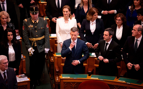 Ungarns Parlament hat den bürgerlichen Politiker Peter Magyar zum neuen Ministerpräsidenten gewählt.  - Foto: Denes Erdos/AP/dpa