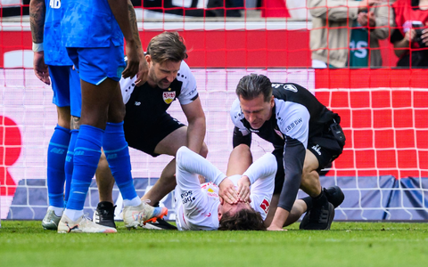 VfB-Stratege Angelo Stiller musste behandelt werden. - Foto: Tom Weller/dpa