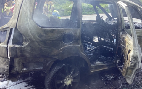 FW-RE: PKW-Brand auf der A2 bei Recklinghausen - Foto: presseportal.de