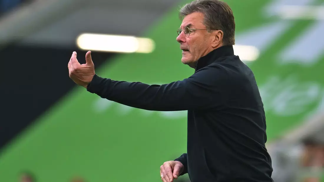 Dieter Hecking sah einen starken Auftritt seiner Mannschaft. - Bild: Swen Pförtner/dpa