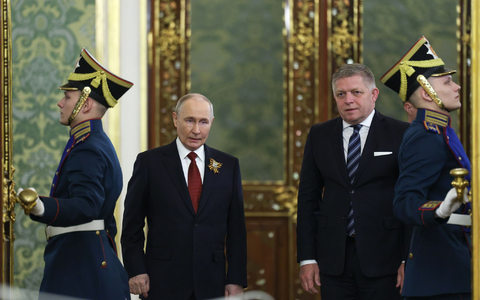Der slowakische Ministerpräsident Fico verteidigte seinen Besuch in Moskau.  - Foto: Ramil Sitdikov/Pool Reuters/AP/dpa