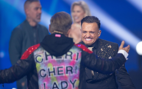 Für Dieter Bohlen war Menowin Fröhlich klarer Favorit. - Foto: Rolf Vennenbernd/dpa