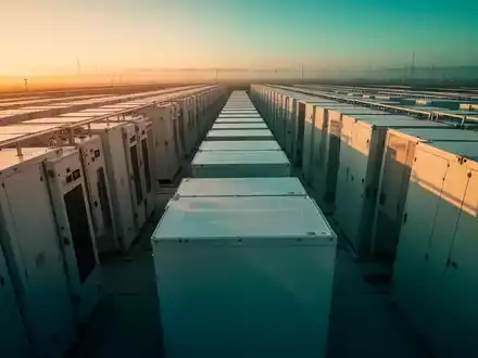 WisdomTree Battery Solutions: 158 Gigawatt Speicher bis 2026 - Foto: über boerse-global.de