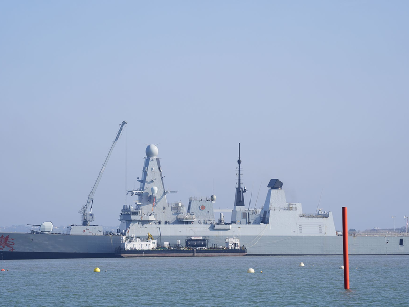 Großbritannien bringt seinen Zerstörer HMS Dragon für einen etwaigen Schutzeinsatz in der Straße von Hormus in Stellung - Foto: Andrew Matthews/PA Wire/dpa