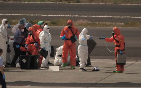 Die Evakuierung lief laut der spanischen Regierung reibungslos an. - Foto: Arturo Rodriguez/AP/dpa