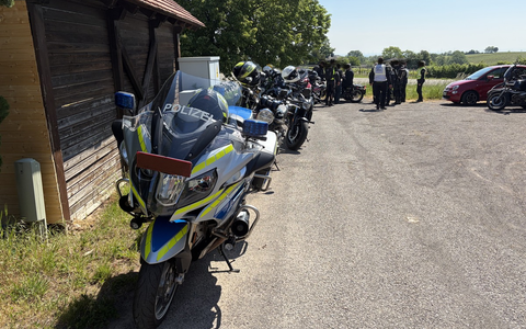 POL-PDLD: Präventionsveranstaltung Polizei Edenkoben - Unfallstellerundfahrt - Foto: presseportal.de