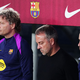 Barcelonas Trainer Hansi Flick (M) trauert um seinen Vater. - Foto: Joan Mateu Parra/AP/dpa