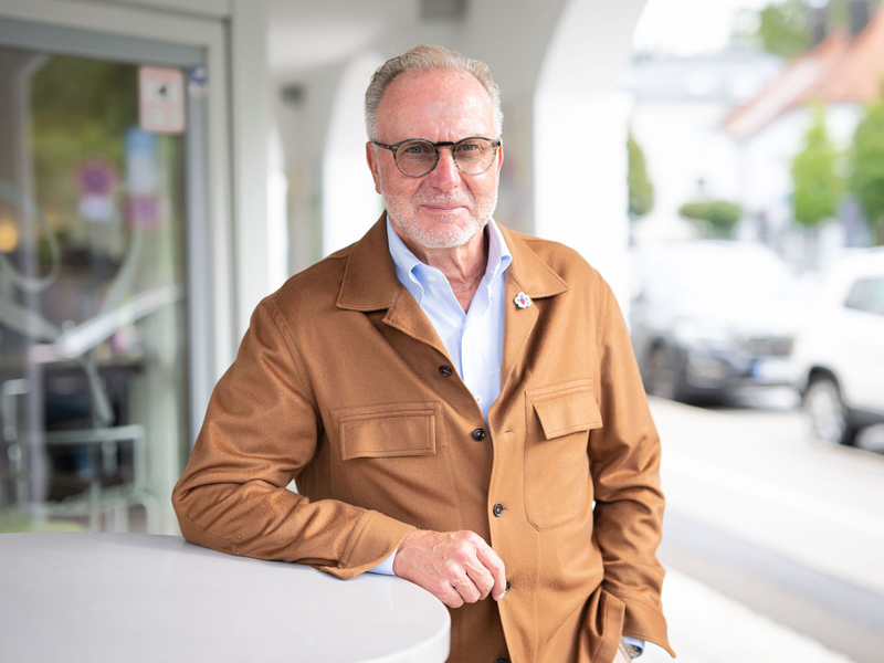 Karl-Heinz Rummenigge hat Änderungen beim Videobeweis vorgeschlagen. (Archivbild) - Foto: Lukas Barth/dpa