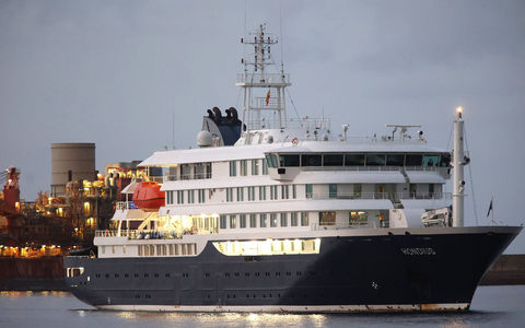 Die «Hondius» erreichte am Sonntag den Hafen von Granadilla im Süden Teneriffas. - Foto: Ubay Rodríguez/EUROPA PRESS/dpa