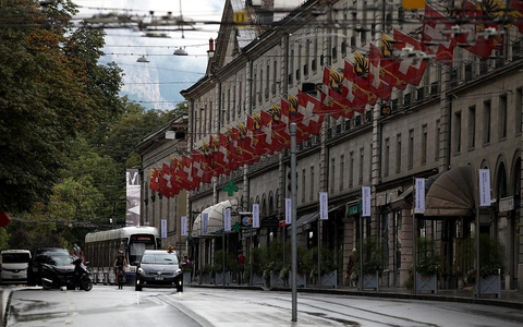 Schweiz-Fahnen in Genf (Archiv) - Foto: via dts Nachrichtenagentur