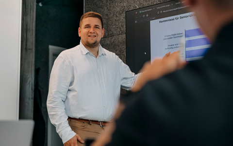 Generationswechsel bei Otto: Was Firmen aus der Übergabe lernen können - Foto: presseportal.de Generationswechsel bei Otto: Was Firmen aus der Übergabe lernen können - Foto: presseportal.de