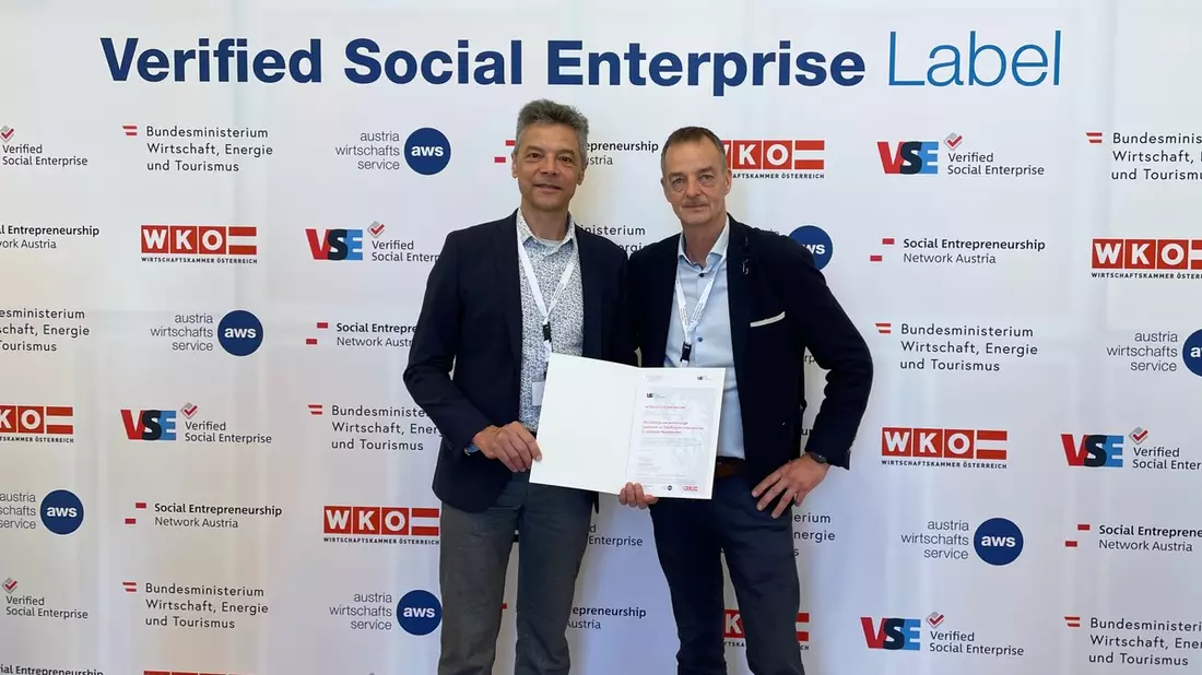 afb social & green IT mit dem Label Verified Social Enterprise ausgezeichnet / Prinzip Impact first: Inklusiver IT-Refurbisher überzeugt mit belegbarer Sozial- und Umweltwirkung - Bild: presseportal.de