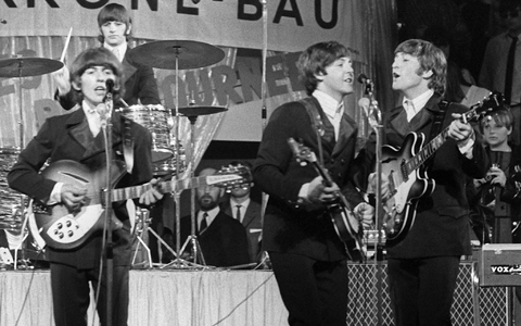 Auf dem Dach des Gebäudes spielte die Gruppe am 30. Januar 1969 ihr letztes öffentliches Konzert. (Archivbild) - Foto: Gerhard Rauchwetter/dpa