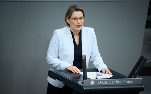 Die Vereinbarung des gemeinsamen Sorgerechts will Bundesjustizministerin Stefanie Hubig (SPD) für nicht verheiratete Eltern einfacher machen. (Archivbild) - Foto: Bernd von Jutrczenka/dpa