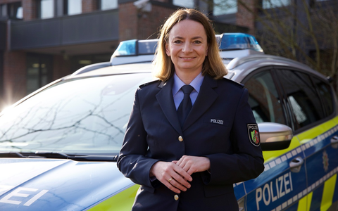 POL-LIP: Neue Leiterin der Direktion Gefahrenabwehr und Einsatz: Polizeidirektorin Jennifer Kockel bei der Kreispolizeibehörde Lippe - Foto: presseportal.de