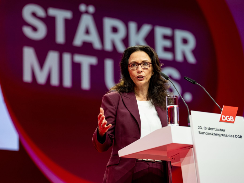 Fahimi sprach sich dafür aus, auch Privatversicherte an der Finanzierung der Krankenkosten von Bürgergeldbeziehern zu beteiligen, für die derzeit die gesetzliche Krankenversicherung mit Milliardensummen mit aufkommt. - Foto: Fabian Sommer/dpa