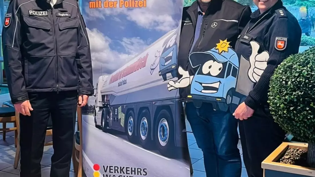 POL-ROW: 230. Fernfahrerstammtisch der Polizeidirektion Lüneburg - Bild: presseportal.de