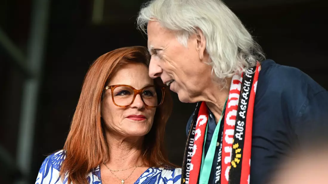 Andrea Berg und ihr Ehemann Uli Ferber haben eine enge Bindung zum Neu-Drittligisten (Archivbild). - Bild: Bernd Weißbrod/dpa