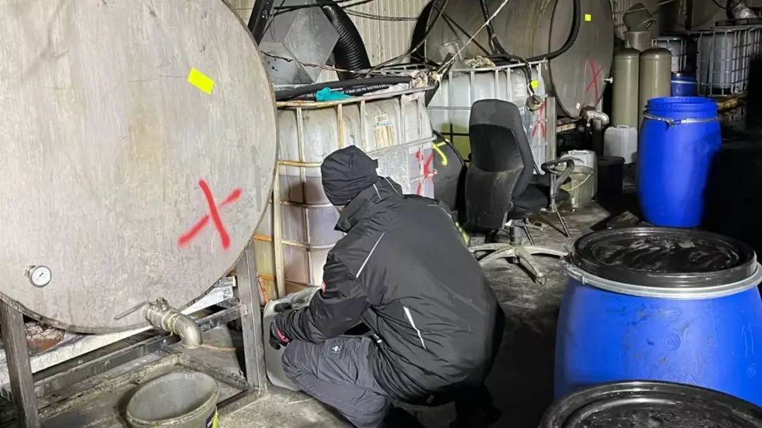 POL-MK: Folgemeldung zu Entdeckung von illegalen Chemikalien in Halver nach Brand - Ermittlungen bestätigen Drogenlabor - Tatverdächtiger in Untersuchungshaft - Bild: presseportal.de