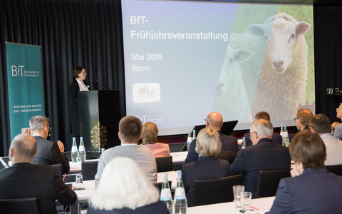 Erfahrung trifft Zukunft: Tiergesundheit im Wandel - 40 Jahre BfT - Foto: presseportal.de