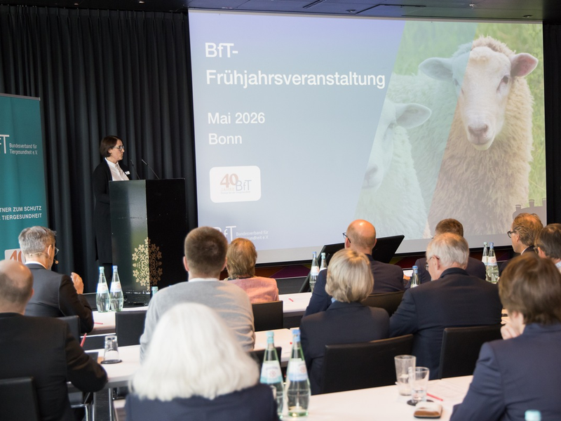 Erfahrung trifft Zukunft: Tiergesundheit im Wandel - 40 Jahre BfT - Foto: presseportal.de