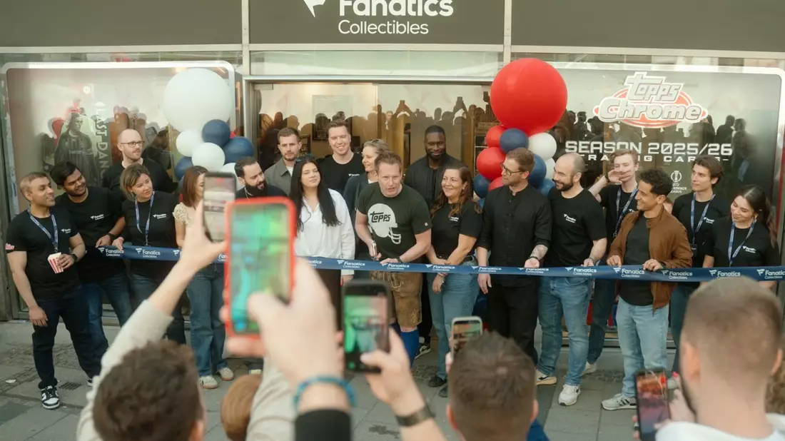 FANATICS COLLECTIBLES eröffnet ersten Pop-up-Store in München und bringt The Hobby mit Topps-Sammelkarten nach Deutschland - Bild: presseportal.de