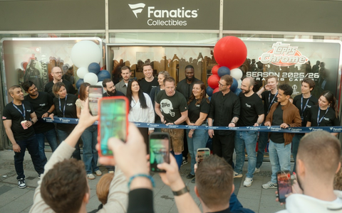FANATICS COLLECTIBLES eröffnet ersten Pop-up-Store in München und bringt The Hobby mit Topps-Sammelkarten nach Deutschland - Foto: presseportal.de