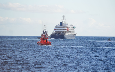 Die «Hondius» stach wieder in See. - Foto: Europa Press Canarias/EUROPA PRESS/dpa