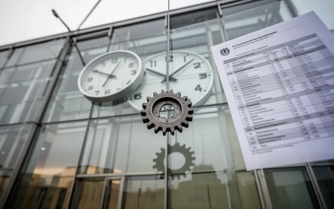 Arbeitszeitreform: Ende des Acht-Stunden-Tages rückt näher - Foto: über boerse-global.de