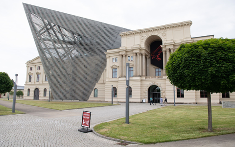 Libeskind gestaltete auch das Militärhistorische Museum in Dresden. (Archivbild) - Foto: Sebastian Kahnert/dpa-Zentralbild/dpa