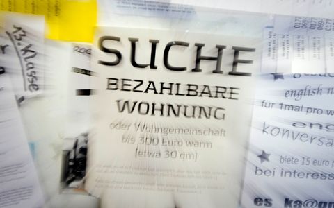 In vielen Großstädten sind Wohnungen heiß begehrt. - Foto: Frank Rumpenhorst/dpa