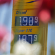 Die Kämpfe im Nahen Osten haben die Spritpreise deutlich anziehen lassen. (Archivbild) - Foto: Thomas Warnack/dpa