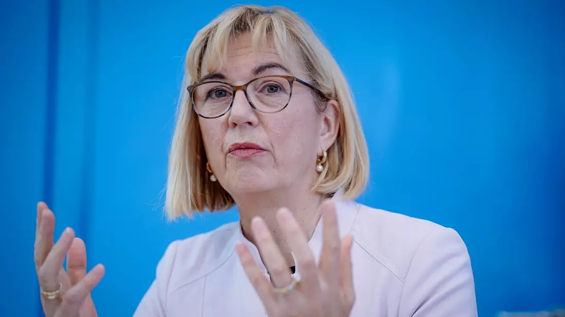Die Vorsitzende der Ärztegewerkschaft Marburger Bund, Susanne Johna, geht davon aus, dass die Reform zu weniger Terminen bei Hausärzten führt. (Archivbild) - Bild: Kay Nietfeld/dpa