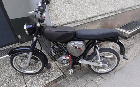 POL-HA: 17-Jähriger schiebt zu lautes Mokick an zivilem Polizeifahrzeug vorbei - Foto: presseportal.de
