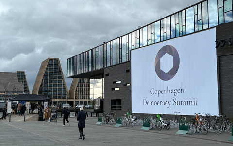 Democracy News Alliance presents itself at the Copenhagen Democracy Summit - Foto: presseportal.de