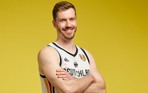 Mit Nationalmannschaften, Bundesliga & Pokal: Basketball vom Court in die Filiale / Andi Obst als neuer Markenbotschafter bei Netto Marken-Discount - Foto: presseportal.de