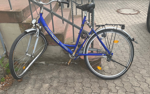 POL-MA: St.Leon-Rot/Rhein-Neckar-Kreis: Unbekannter Fahrradfahrer verursacht Unfall und lässt Fahrrad zurück - Zeugenaufruf - Foto: presseportal.de