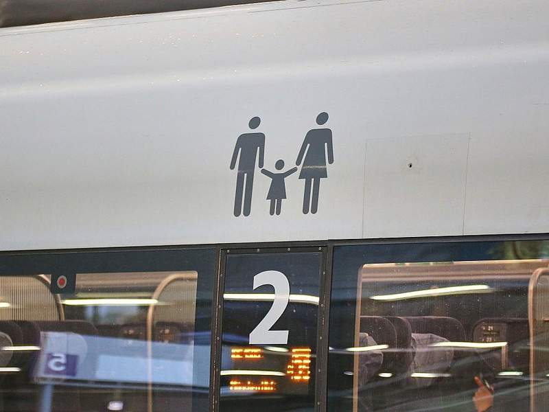 Familienabteil bei der Deutschen Bahn (Archiv) - Foto: via dts Nachrichtenagentur