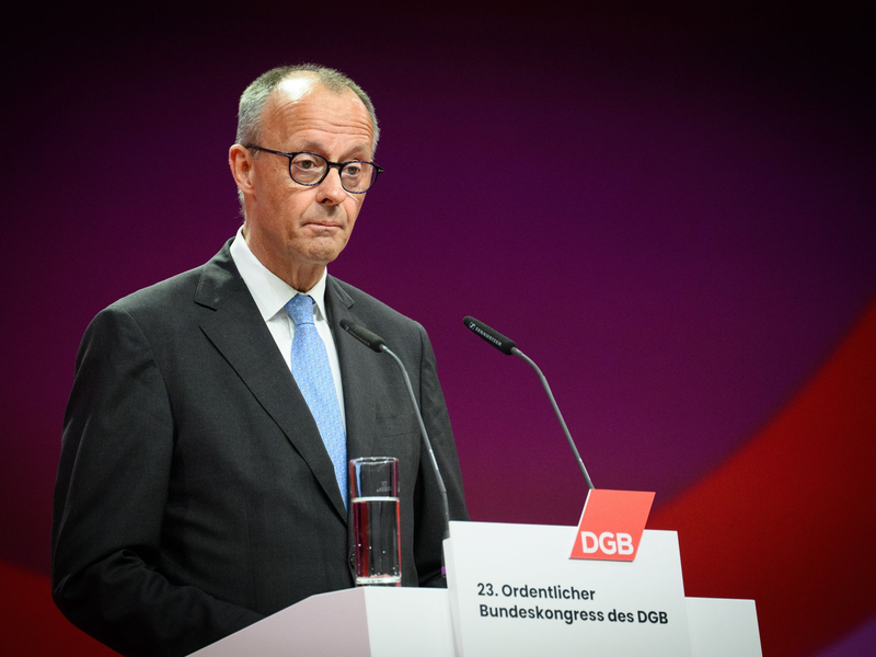 Merz drang beim DGB-Kongress mit seinen Reformappellen nicht durch. - Foto: Bernd von Jutrczenka/dpa