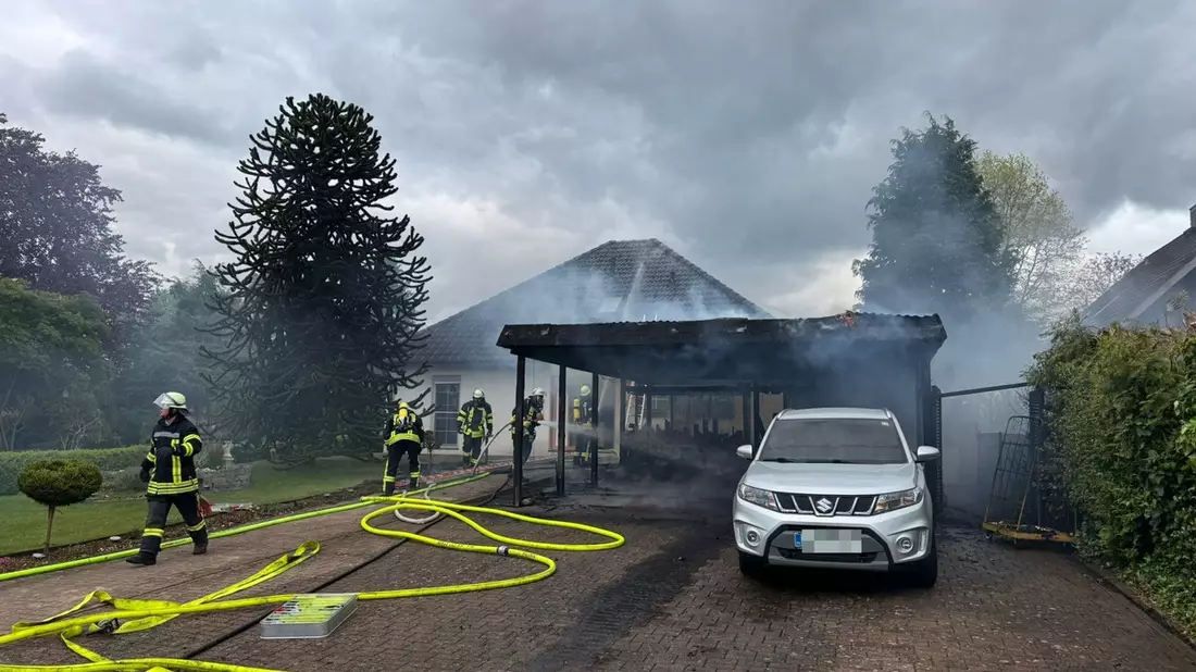POL-STD: 180.000 Euro Schaden bei Feuer in Burweg - drei Personen verletzt - Bild: presseportal.de