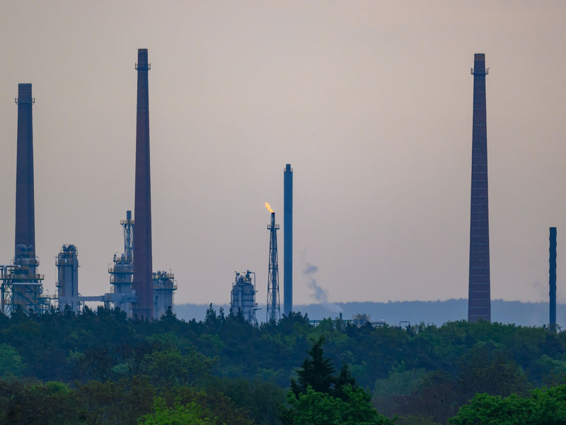 Deutschlands Wirtschaft erlebt angesichts der angespannten Konjunktur schwere Zeiten. (Symbolbild) - Foto: Patrick Pleul/dpa