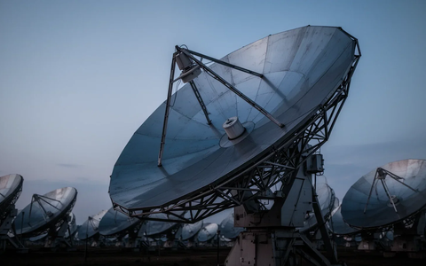 Eutelsat Aktie: LEO-Umsatz springt um 65 Prozent - Foto: über boerse-global.de