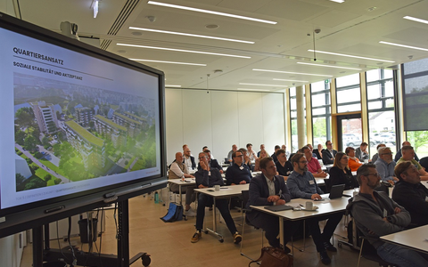 Bezahlbaren Wohnraum in der Praxis umsetzen / Immobilienforum bei Stiebel Eltron bringt Branche, Praxis und Technik zusammen - Foto: presseportal.de