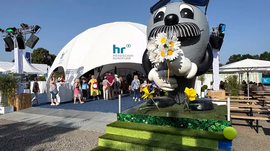 Hessentag in Fulda - Gespräche mit hr-Stars, Public Viewing und Livemusik im hr-Treff - Bild: presseportal.de