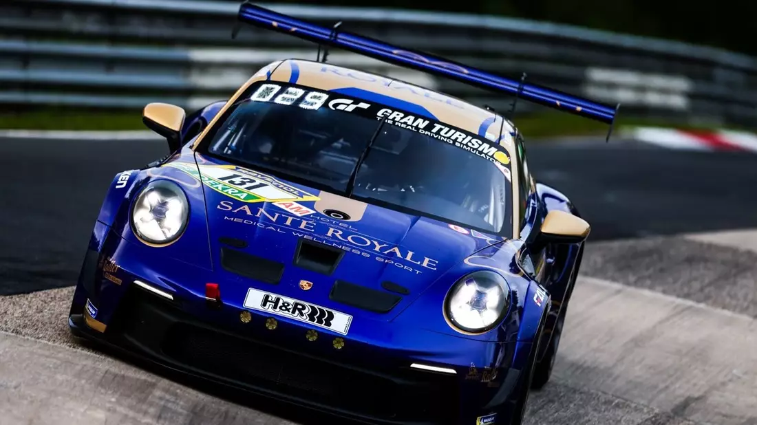 Vom Schnapsidee-Traum zum Nürburgring-Abenteuer: Der letzte Start von Santé Royale Racing - Bild: presseportal.de