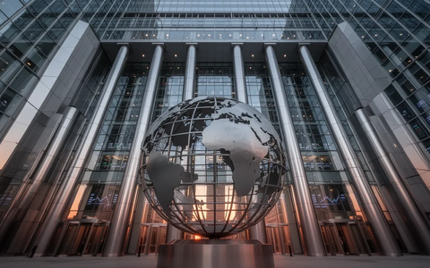 Vanguard FTSE All-World: 159,08 Euro Rekord trotz Tech-Rückgang - Foto: über boerse-global.de