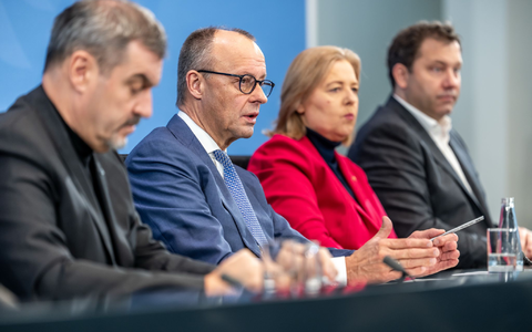Die Koalition macht einen Schritt zurück bei den Entlastungen und einen nach vorne bei den Reformen. (Archivbild) - Foto: Michael Kappeler/dpa