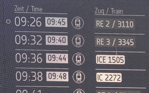 Anzeigetafel bei der Deutschen Bahn (Archiv) - Foto: via dts Nachrichtenagentur