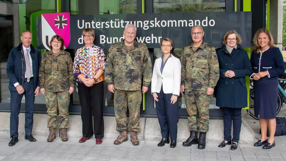 Gesundheitspolitik und Sicherheitspolitik in einem Atemzug: Ministerien stärken gemeinsam Verteidigungsfähigkeit - Bild: presseportal.de